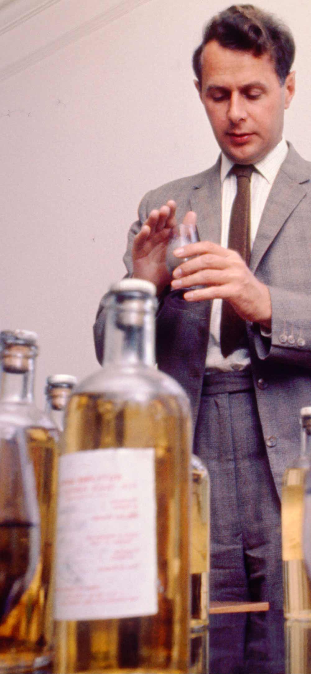 Whisky tasting with multiple Glenfiddich bottles